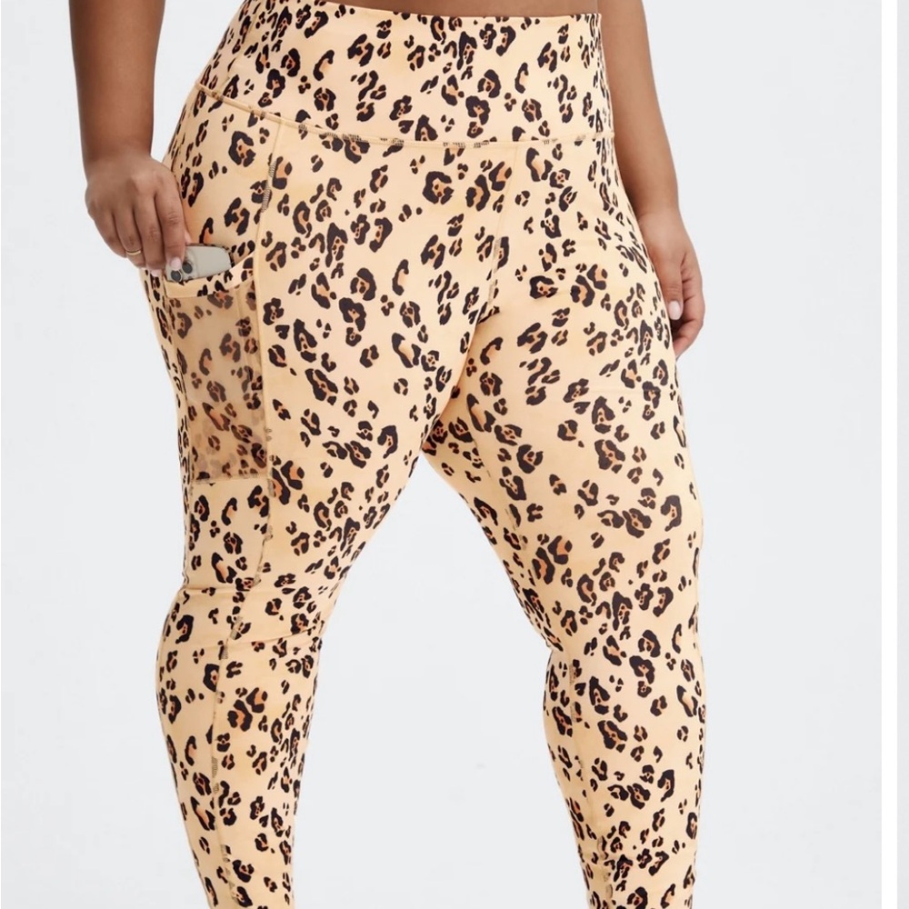 Fabletics cheetah print powerhold leggings